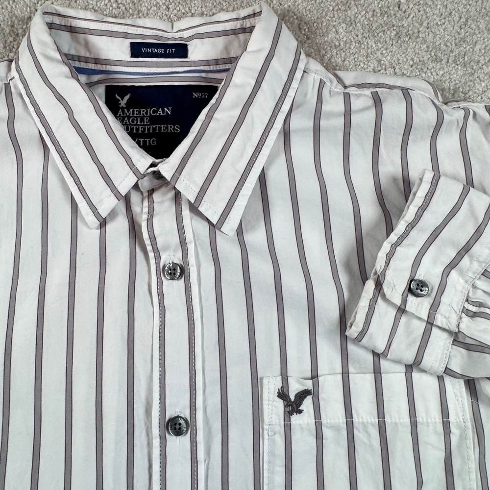 American Eagle Outfitters Mens XXL Vintage Fit Striped Button Down Shirt White